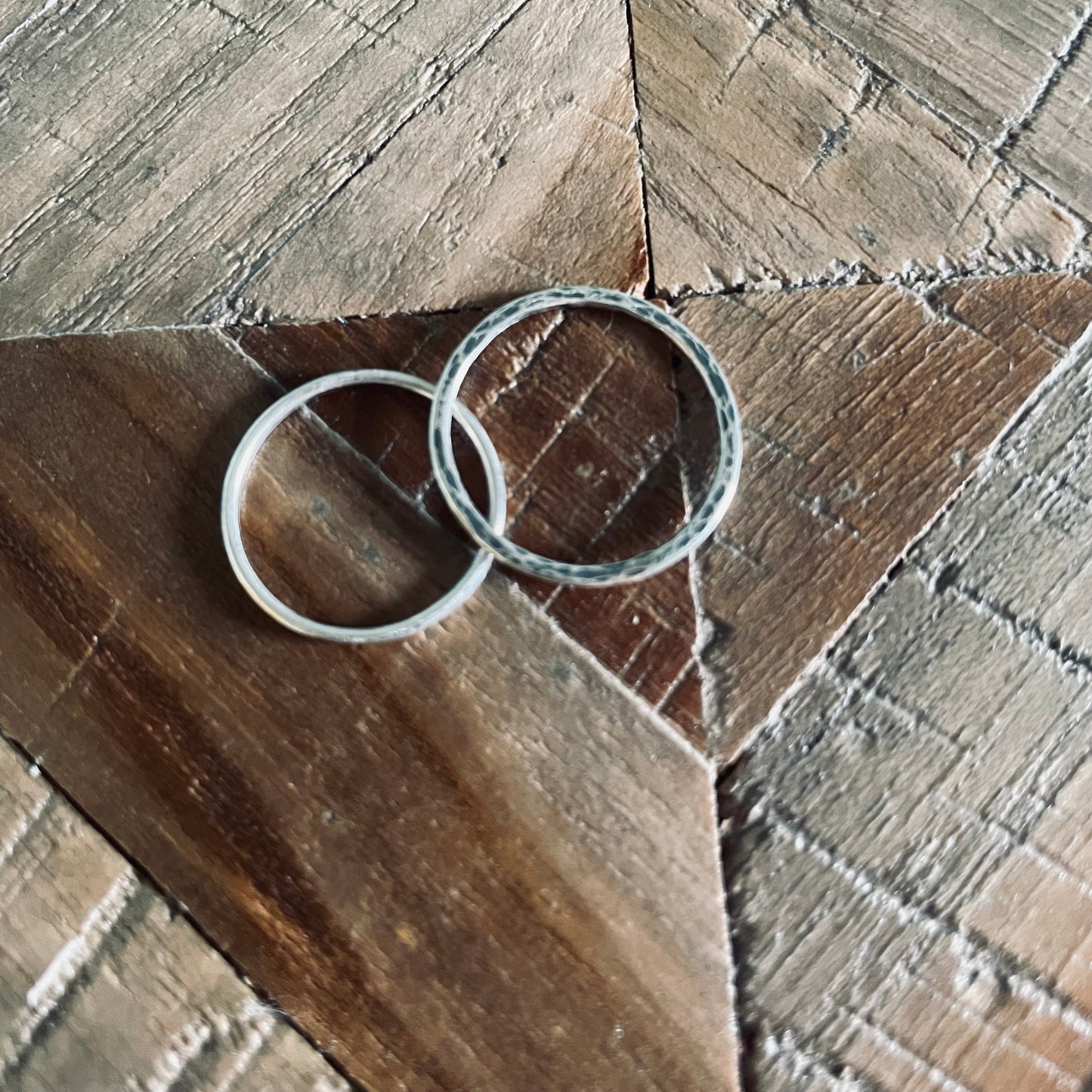 Silver rings sizes K1/2 and O